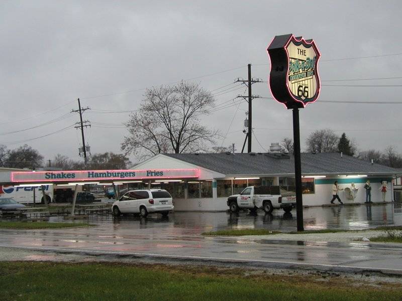 Polk-a-Dot Drive In, Dwight, Illinois.JPG