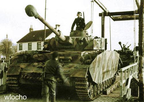 PZ-IV-12ssPzDiv-HJ-625-Holland-2.jpg