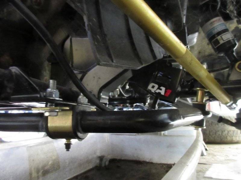 QA1_swaybar_02.JPG