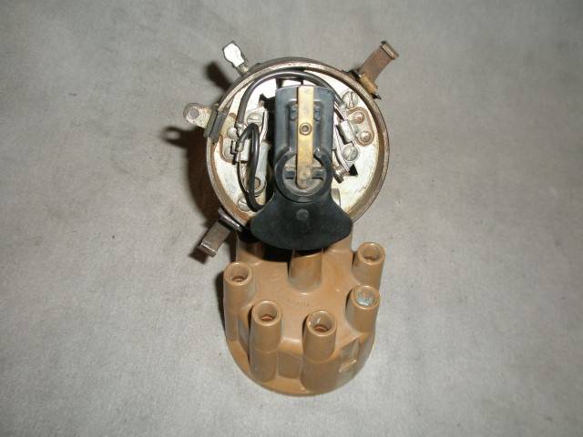 RACE HEMI DISTRIBUTOR 1964-65 003 (Small).JPG