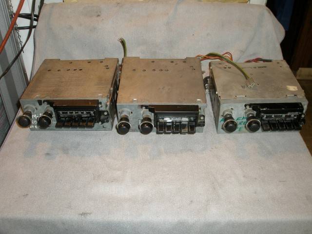 RADIOS 71-74 B BODY 006 (Small).JPG