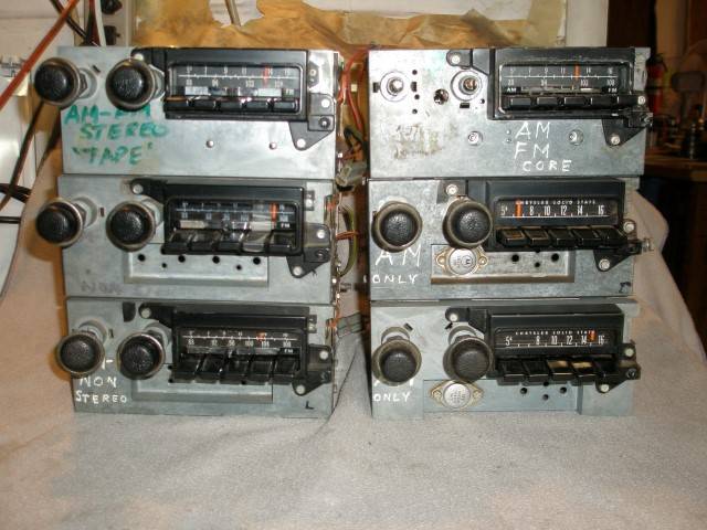 RADIOS 71-74 B BODY 011 (Small).JPG