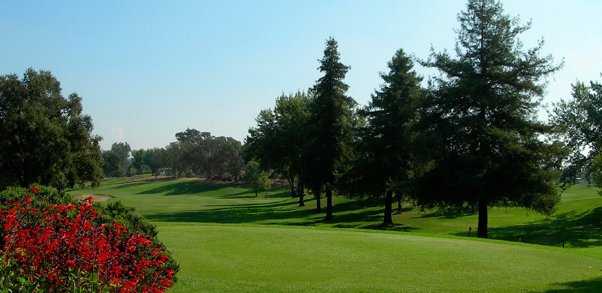 Rancho Murieta CC 3rd hole par 5 South Course.jpg