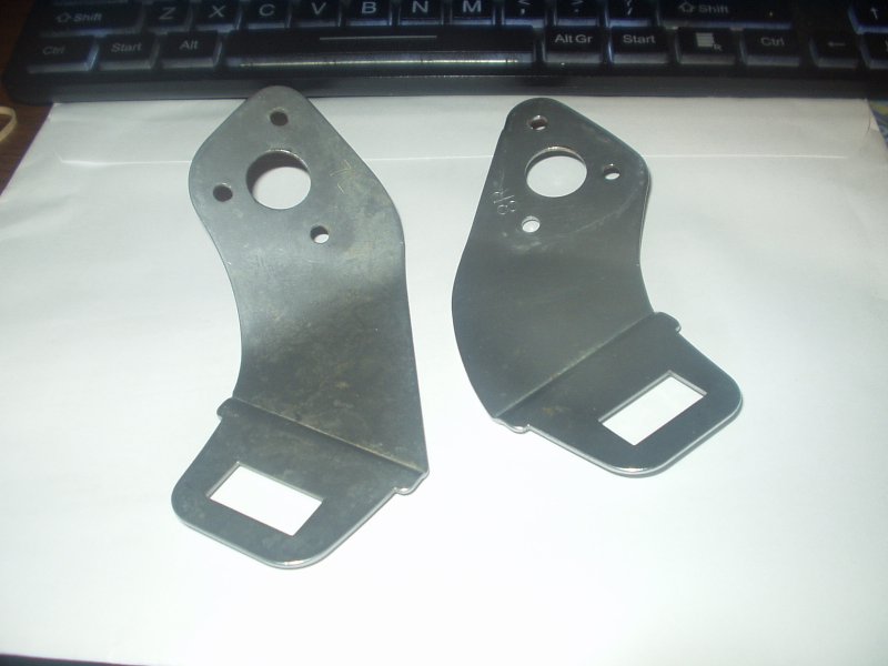 S-1-24 overhead seat belt clips.JPG