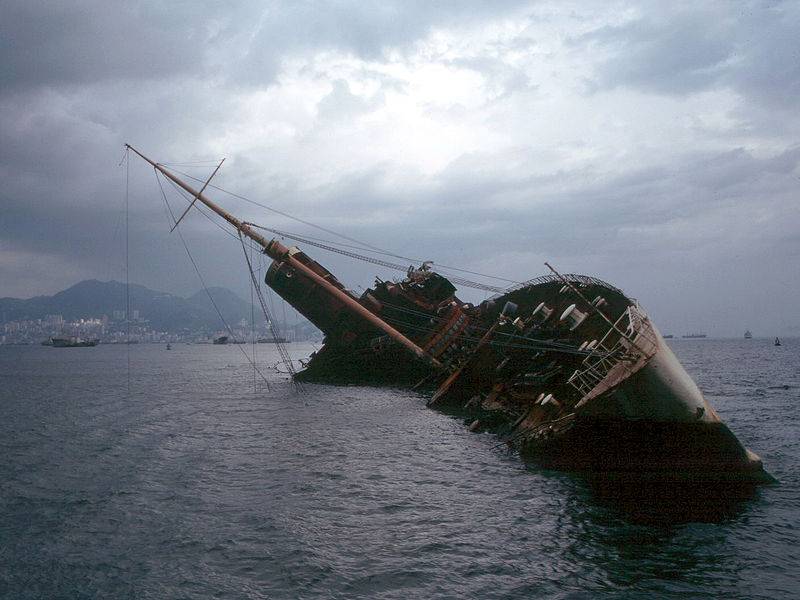 Seawise_University_wreck.jpg