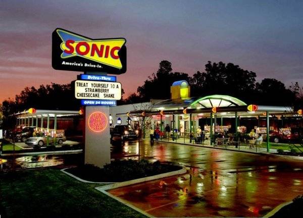 Sonic-chain-to-rekindle-drive-in-eatery-nostalgia-in-Toledo-area.jpg