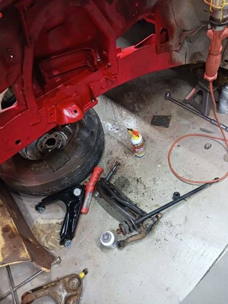 Steering Suspension Removal Drvr.jpg