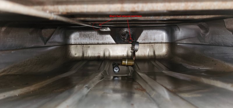 SuperBee Inside Fuel Tank.jpg