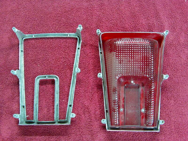 Tail light 02.JPG