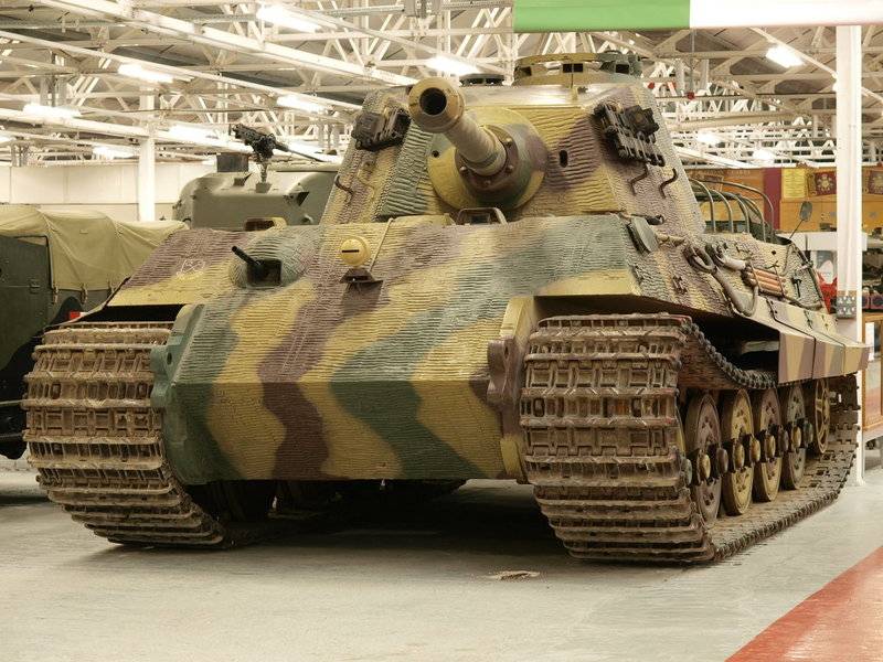 the_german_monster___tiger_2__king_tiger__tank_by_shitalloverhumanity-d6c4csv.jpg