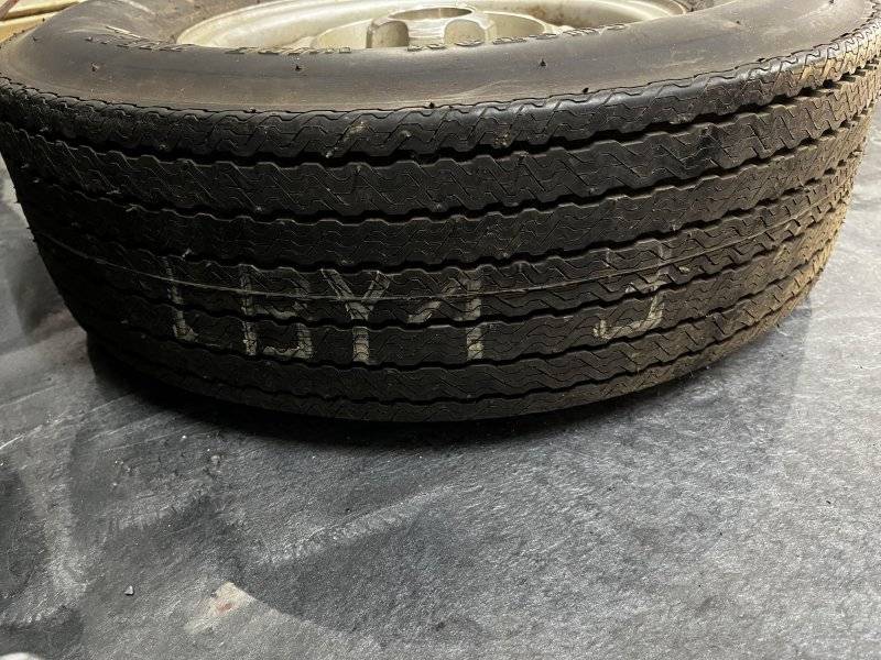 tire2.jpg