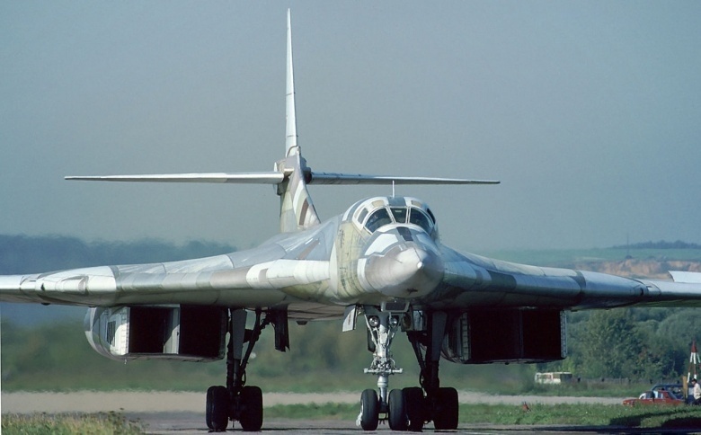 tu-160_12956971034_1.jpg