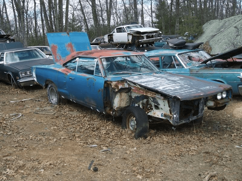 Old MoPars Spotted In The Junkyard | For B Bodies Only Classic Mopar Forum