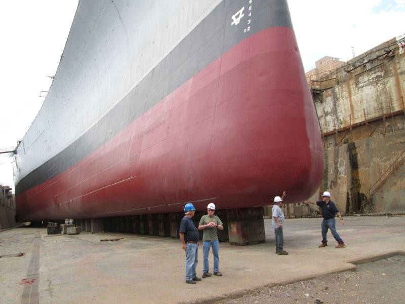 USS NEW JERSEY DRY DOCKING-18 THE BOW.jpg