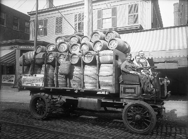 Vintage-Gansett-Wagon.jpg