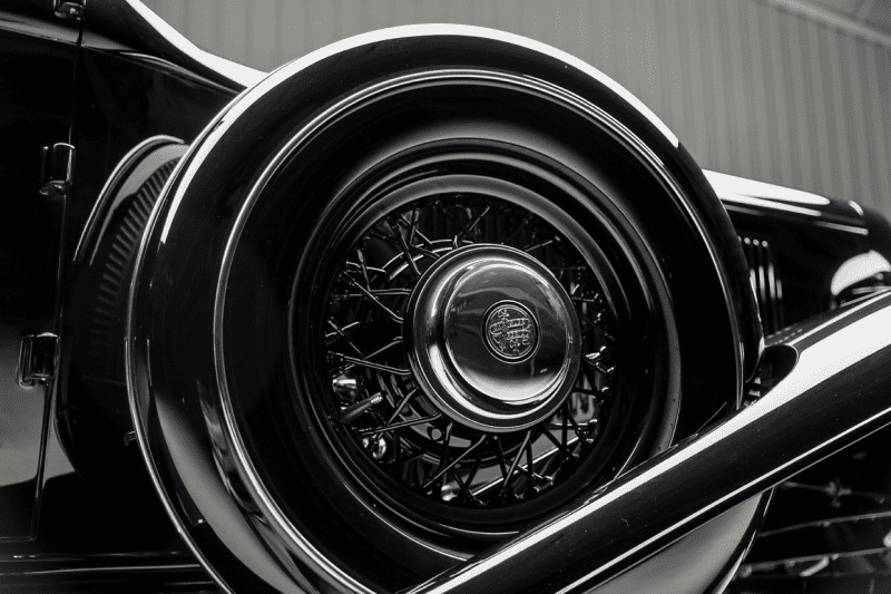 Wheels - Chrysler Imperial 1934.png