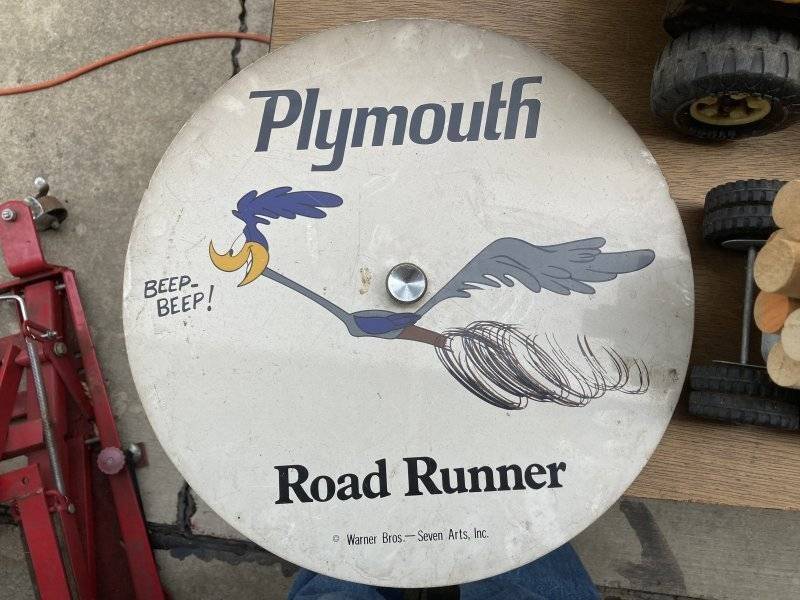 Wheels Road Runner Aadvertising Disc 2.jpg