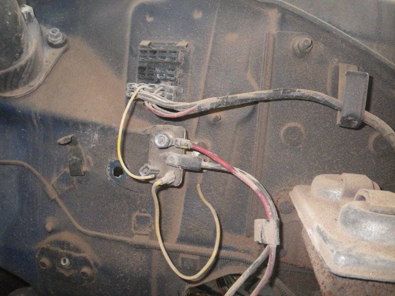 Wiring Headlight Circuit.JPG