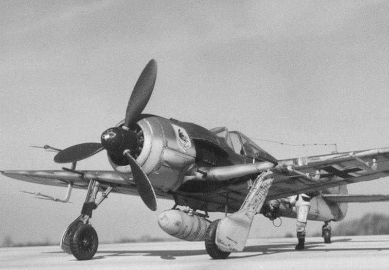 WW2-Rare-Photo-WWII-German-Luftwaffe-Fw190.jpg