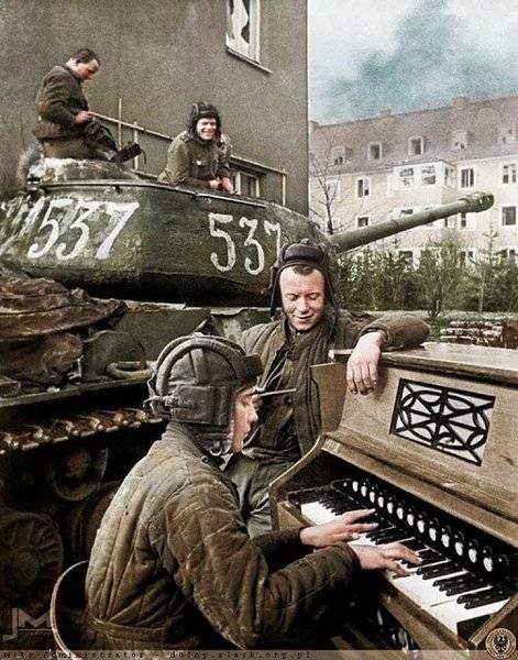 WWII-colorized-33.jpg