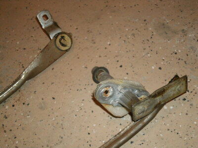 70 wiper linkage etc parts 018.JPG