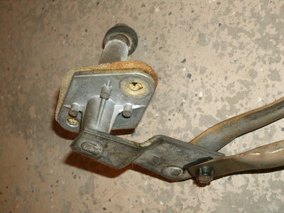 70 wiper linkage etc parts 017.JPG