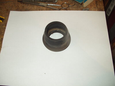 727 rear seal.JPG