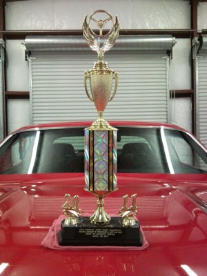 1st road runner trophy April 30 2011.jpg