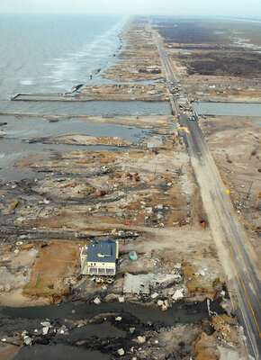 home-debris-coast-Gilchrist-Gulf-of-Mexico-September-14-2008.jpg