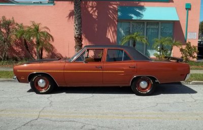 1970%20Plymouth%20Roadrunner%204[1].jpg