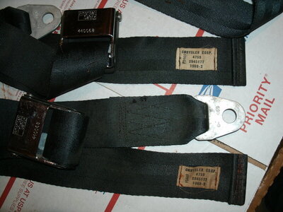 1970 seat belts 004.JPG