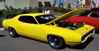 71 Roadrunner pro touring yellow.jpg