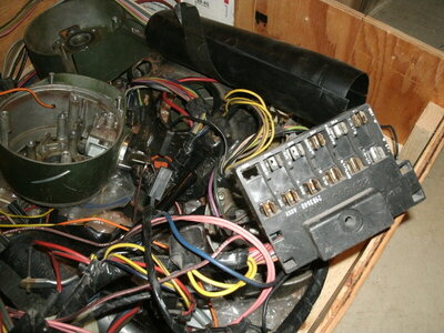 Box of strg colm parts 1970 008.JPG