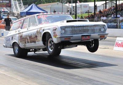 holley-nhra-1964-Plymouth-Belvedere-Wagon[1].jpg