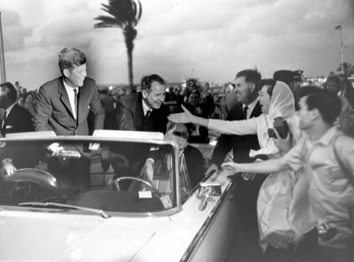 JFK_In_Miami_11-18-63_1.jpg