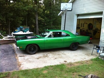 1969-plymouth-road-runner-440-6-pack-dane-60-1.jpg