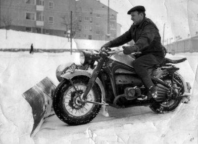 MotoSnowPlow-655x477.jpg