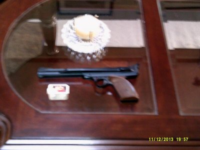 Gun Daisey .117cal 4.5mm Powerline 717 Target Air Pistol #1.jpg