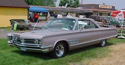 Chrysler%20300%201966%20lilas.jpg