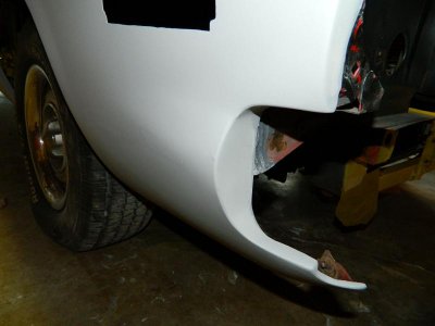 pass front fender primer 7.jpg