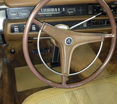 1969 Dodge Coronet Stearing wheel.jpg