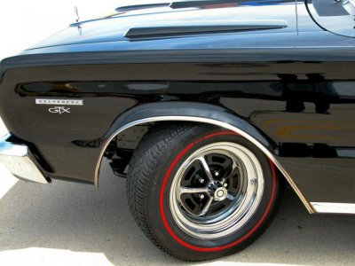 1967-Plymouth-Belvedere-GTX-Hardtop-Fender-Badge-_amp_-Styled-Steel-Road-Wheel-Black-_2005-WW_WD.jpg