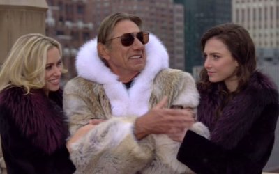 Joe_Namath_Fur_Coat_Super_Bowl_XLVIII_Sidelines_Pictures_Video.jpg