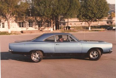 68 road runner horno 001.jpg