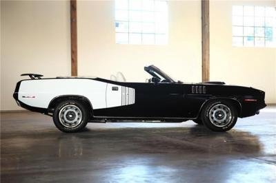 71 Cuda' Hemi convertible black.jpg