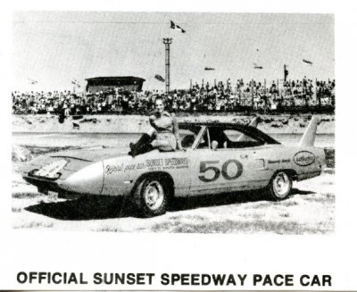 70 Superbird Labatts 1972 Pace Car.jpg