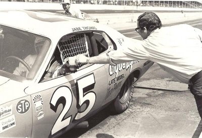 71 Charger Nascar #25 Jabe Thomas.jpg