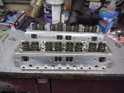 cylinder heads 001.jpg