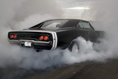 1968-Dodge-Charger-RT-Burnout1.jpg