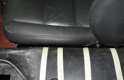 seat w-cover in car2.jpg